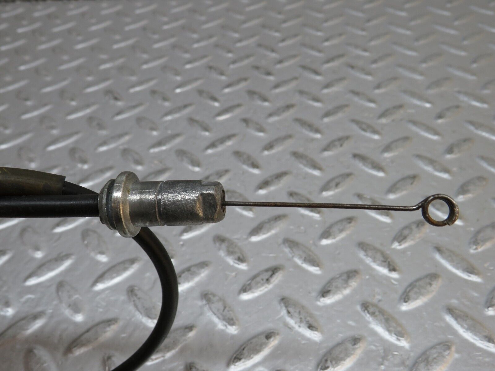 0456 Mercedes-Benz W123 230E Heater Control Cable