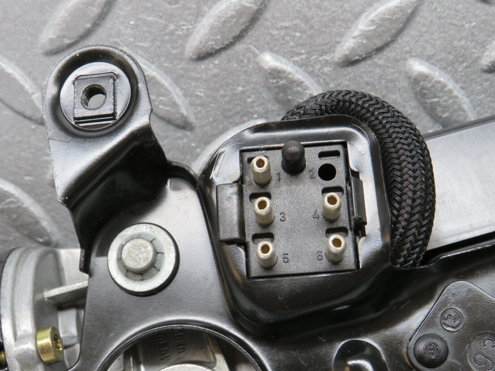 38763 Mercedes-Benz W201 190E 2.6L Sunroof Motor Webasto With Relay 2017800107 1248210047