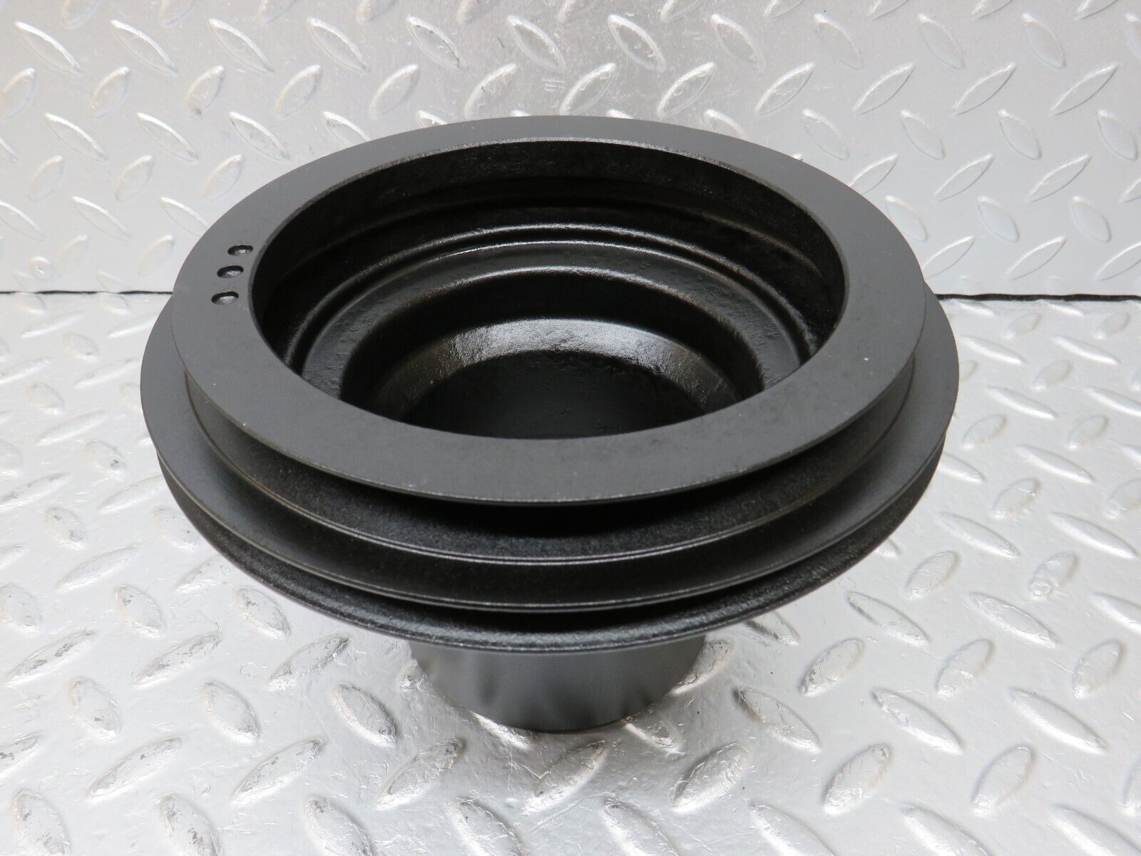 34597 Mercedes-Benz C126 380SEC Coupe Crankshaft Pulley