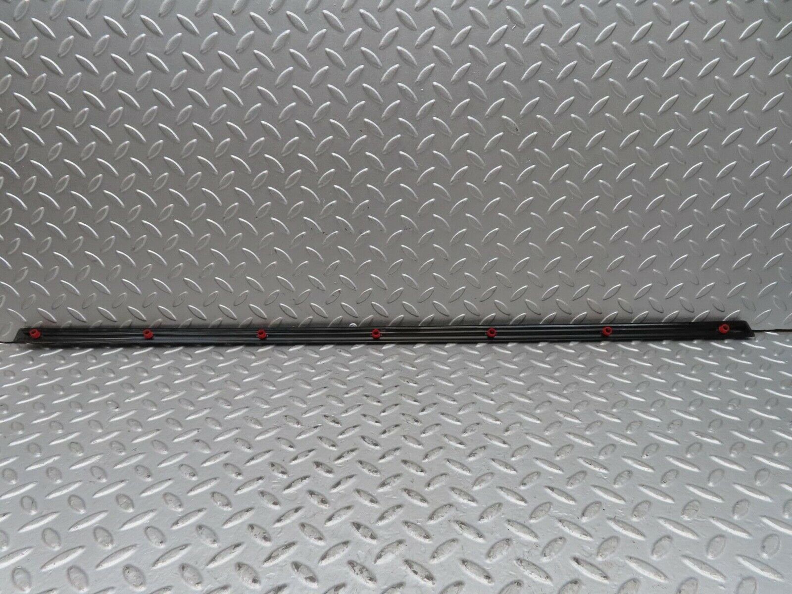 15836 Mercedes-Benz W123 280E Rear Left Door Centre Moulding Trim