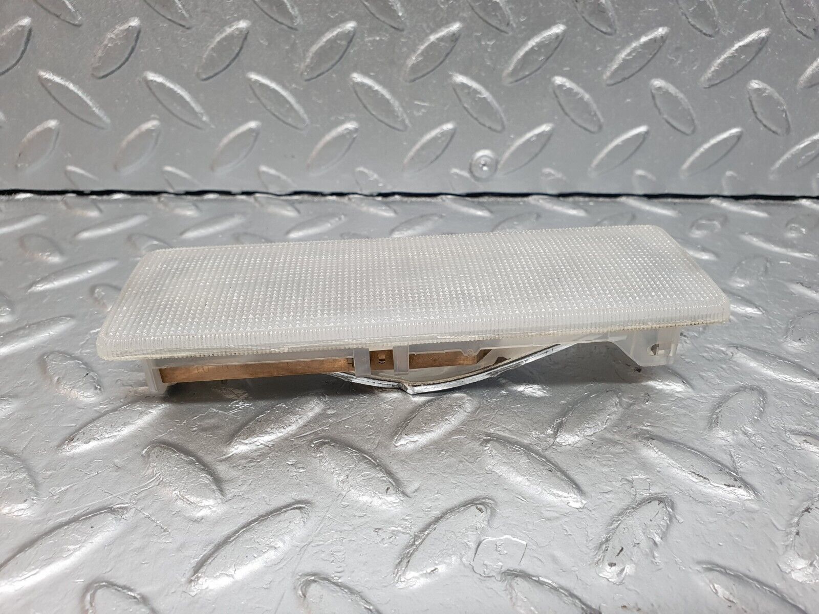 40892 Mercedes-Benz W126 300SE Rear Dome Light 1268200101