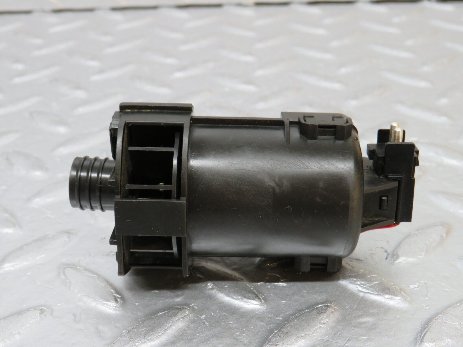 32408 Mercedes-Benz S124 300TE Wagon Temperature Sensor