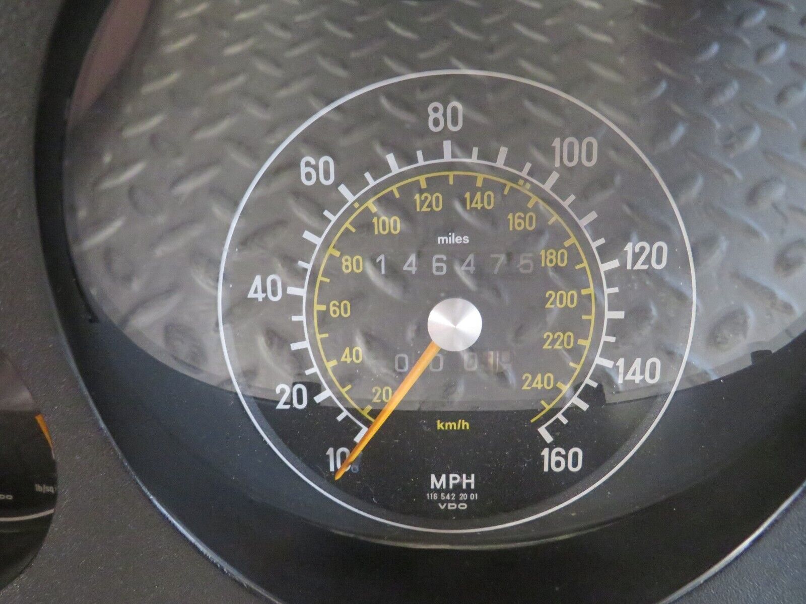 26368 Mercedes-Benz W116 450SE Instrument Cluster 1165422001 87001021