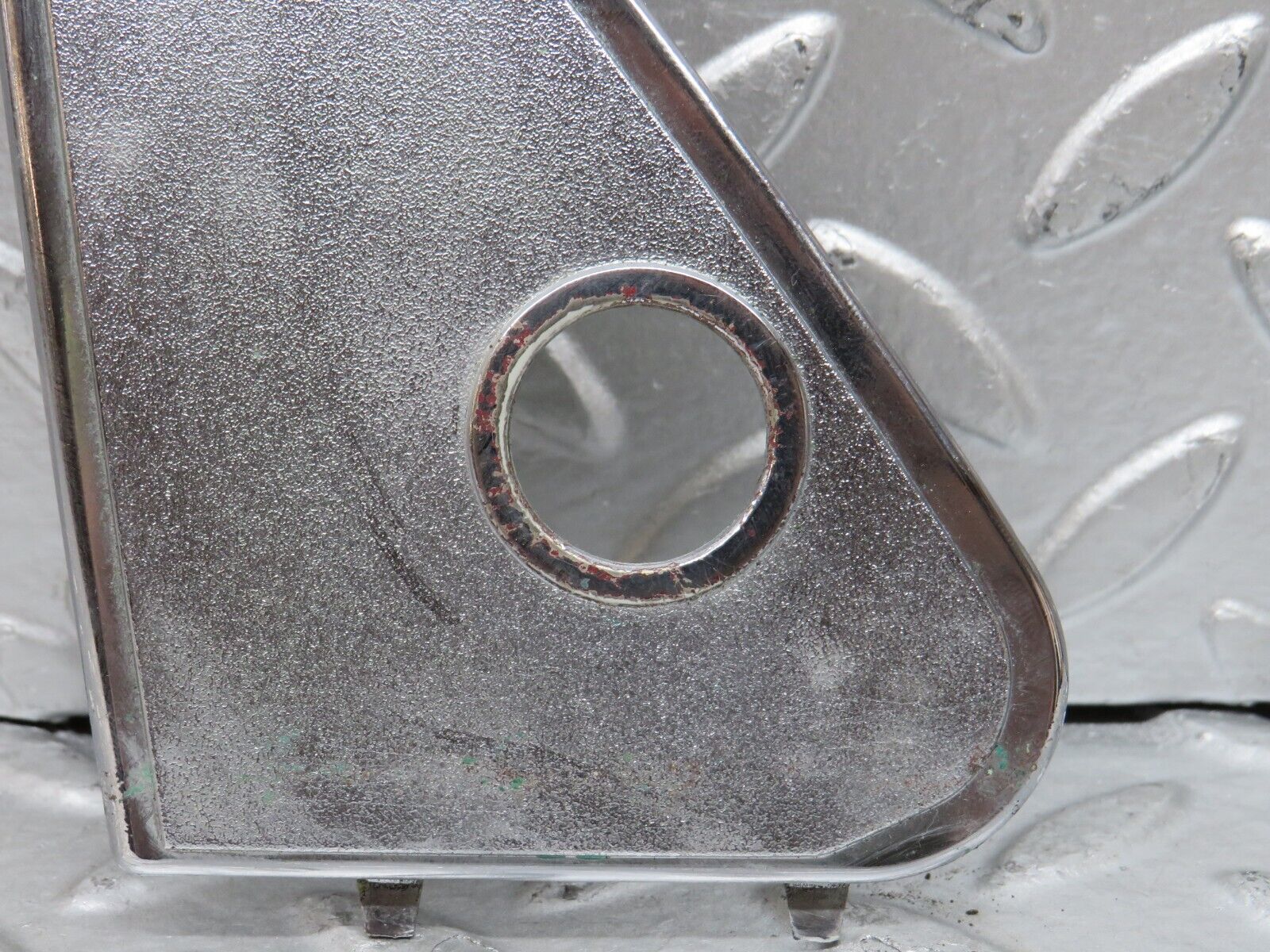 27969 Mercedes-Benz W123 280E Mirror Triangle Cover Left 1237250711