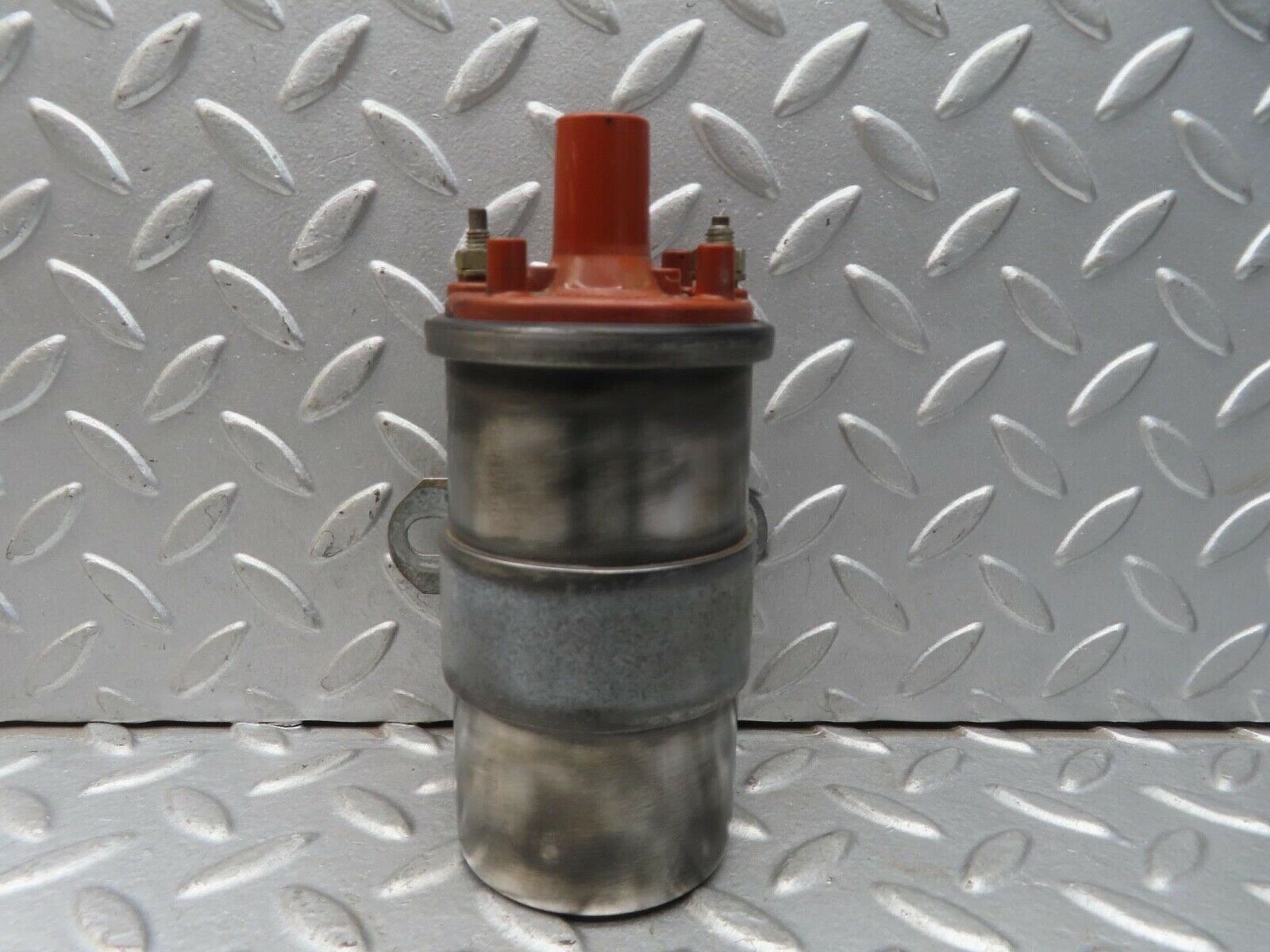 13661 Mercedes-Benz W123 200 Ignition Coil Bosch 0001584003