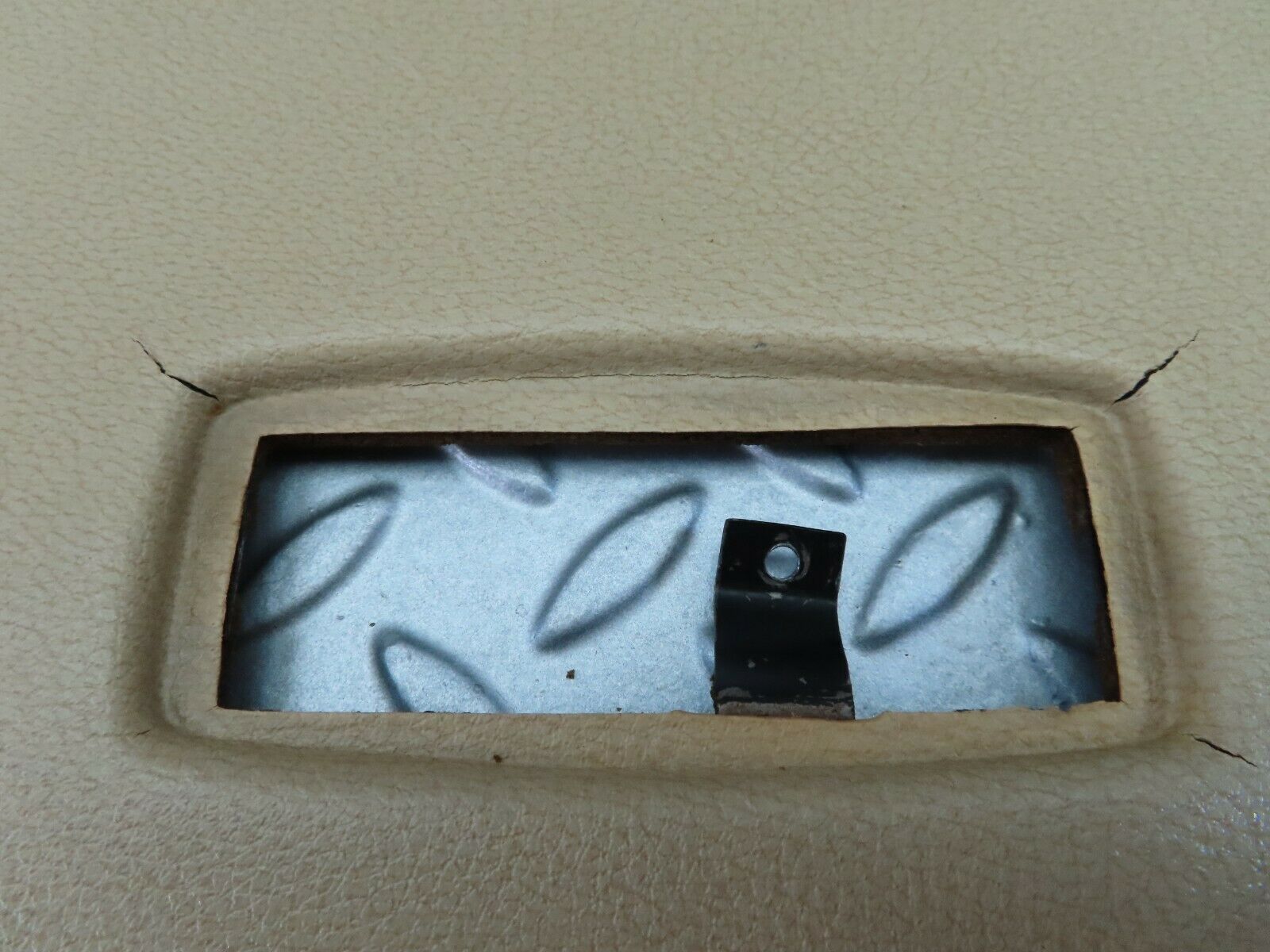 7329 Mercedes-Benz W116 450SE Headlining Roof Panel Rear