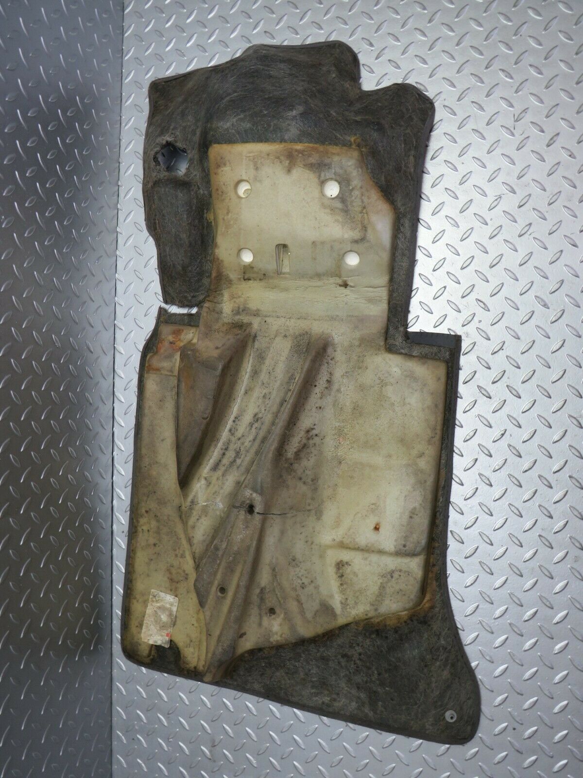 22636 Mercedes-Benz C124 E220 Coupe Front Right Floor Carpet Grey