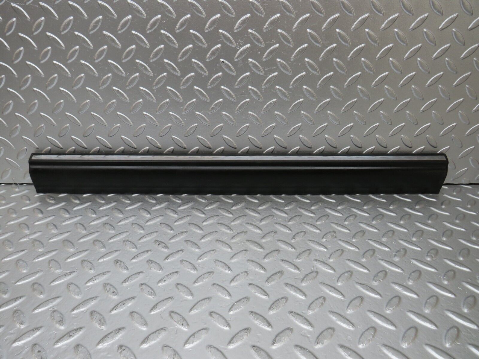 25596 Mercedes-Benz W123 200 Rear Right Door Lower Moulding Trim