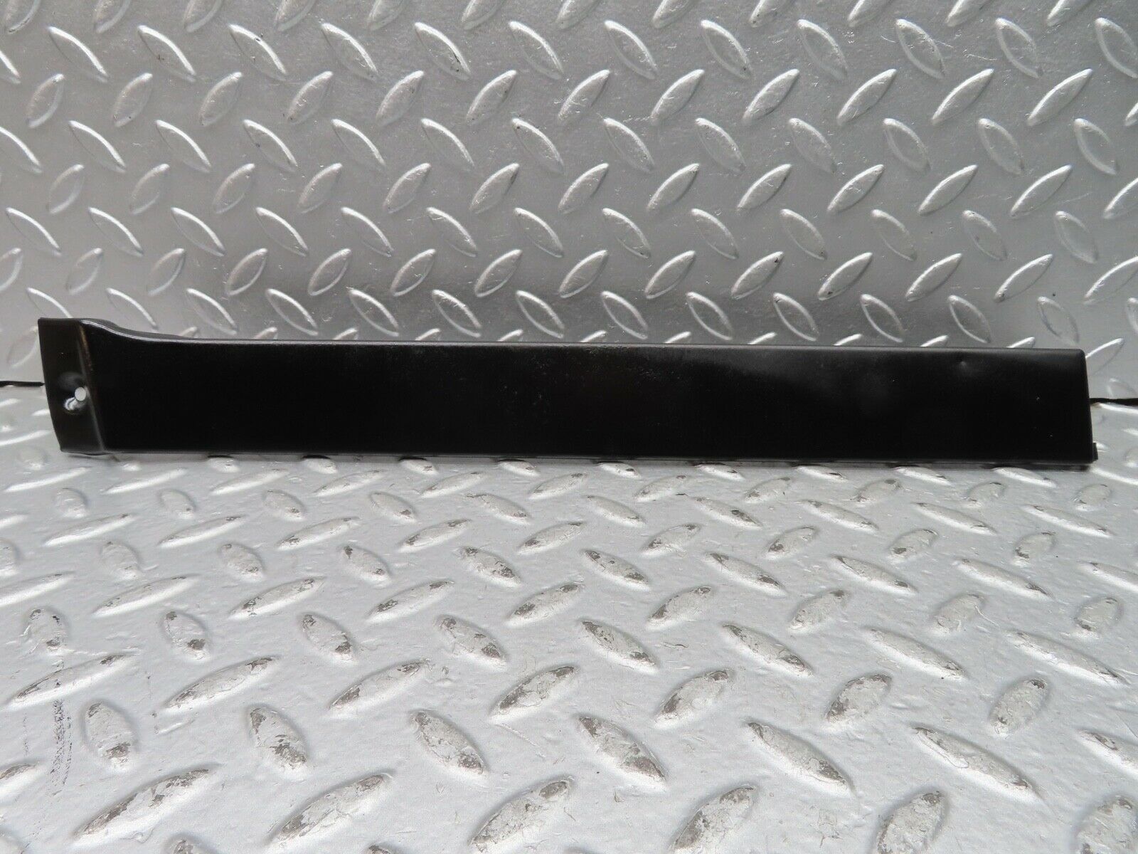 21681 Mercedes-Benz W126 300SE Right Headlight Lower Trim