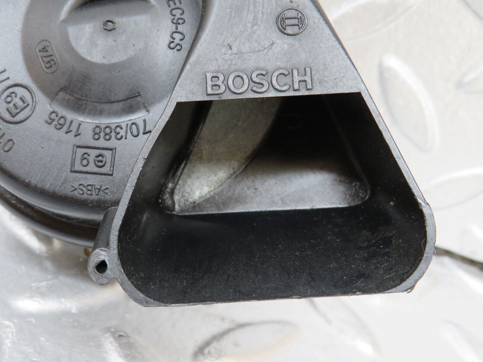 35185 Mercedes-Benz W221 Horn Bosch 70/388 1165