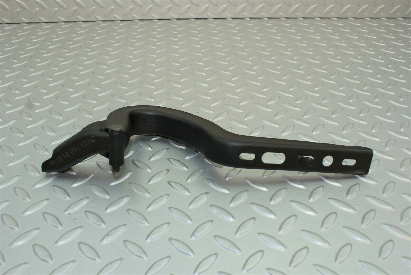 2798 Mercedes-Benz C123 280CE Coupe Trunk Lid Hinge Left Side 1237500187