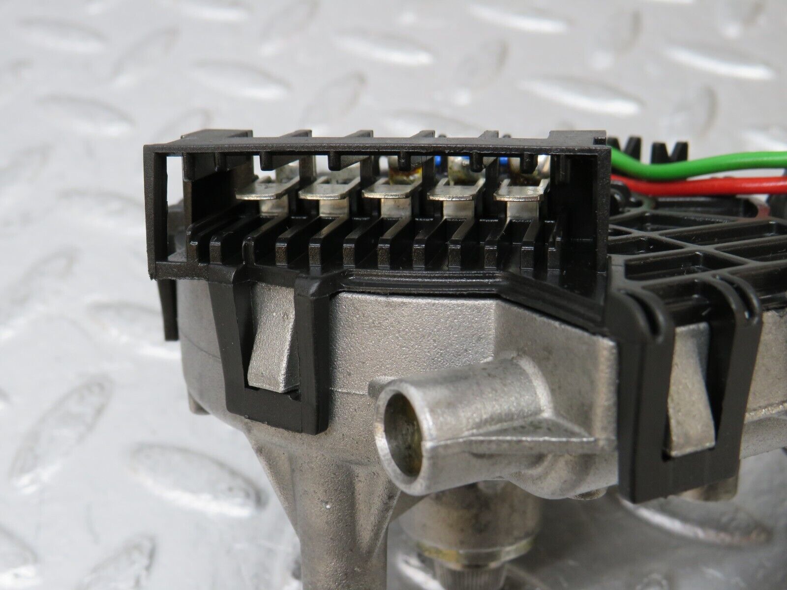 34774 Mercedes-Benz W210 320E Wiper Motor Bosch 0390241429