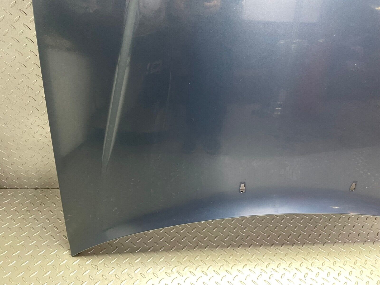 31421 Mercedes-Benz S124 220TE Wagon Bonnet