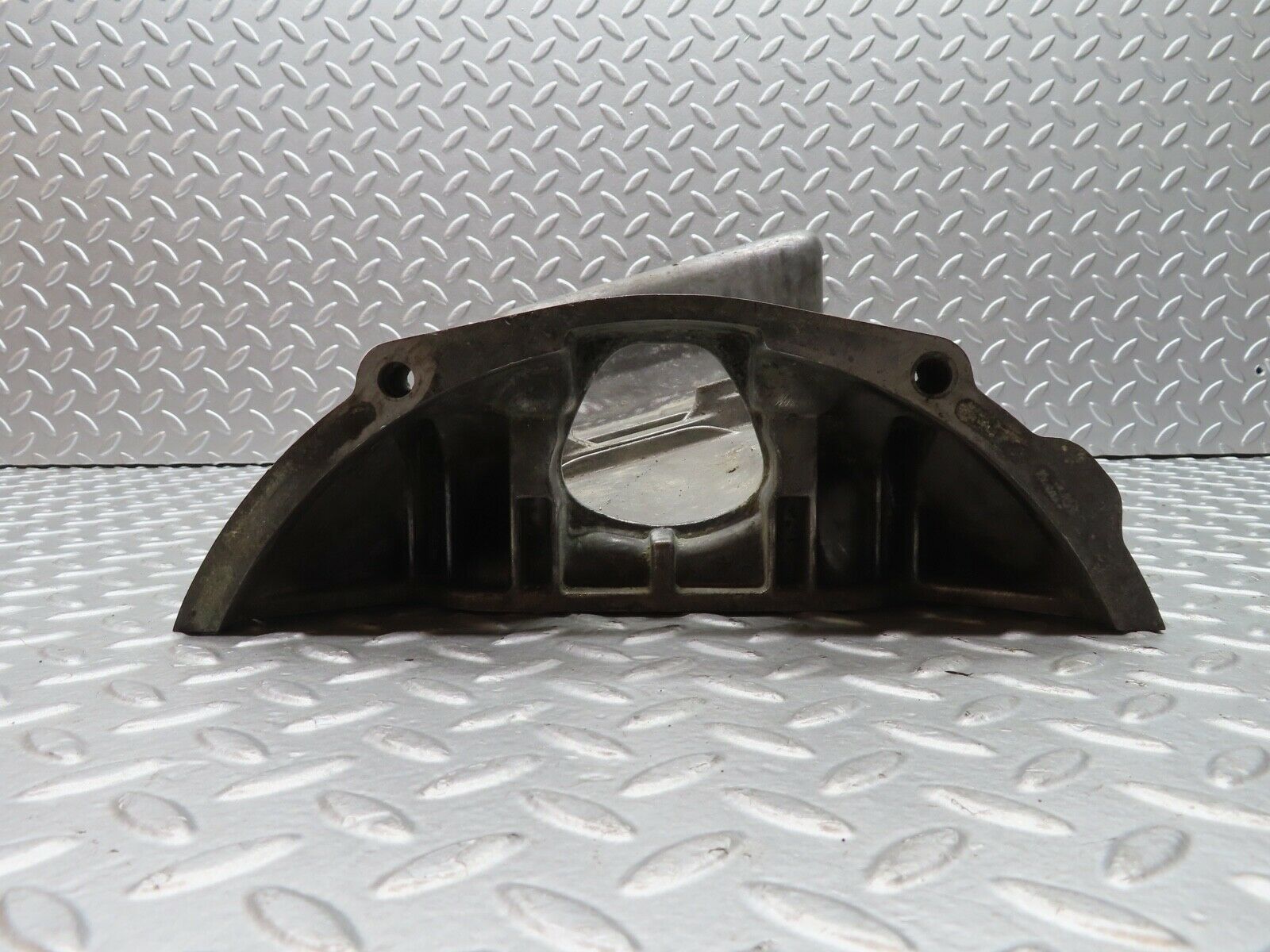 21368 Mercedes-Benz W123 230E Oil Pan Oil Sump 1020141702