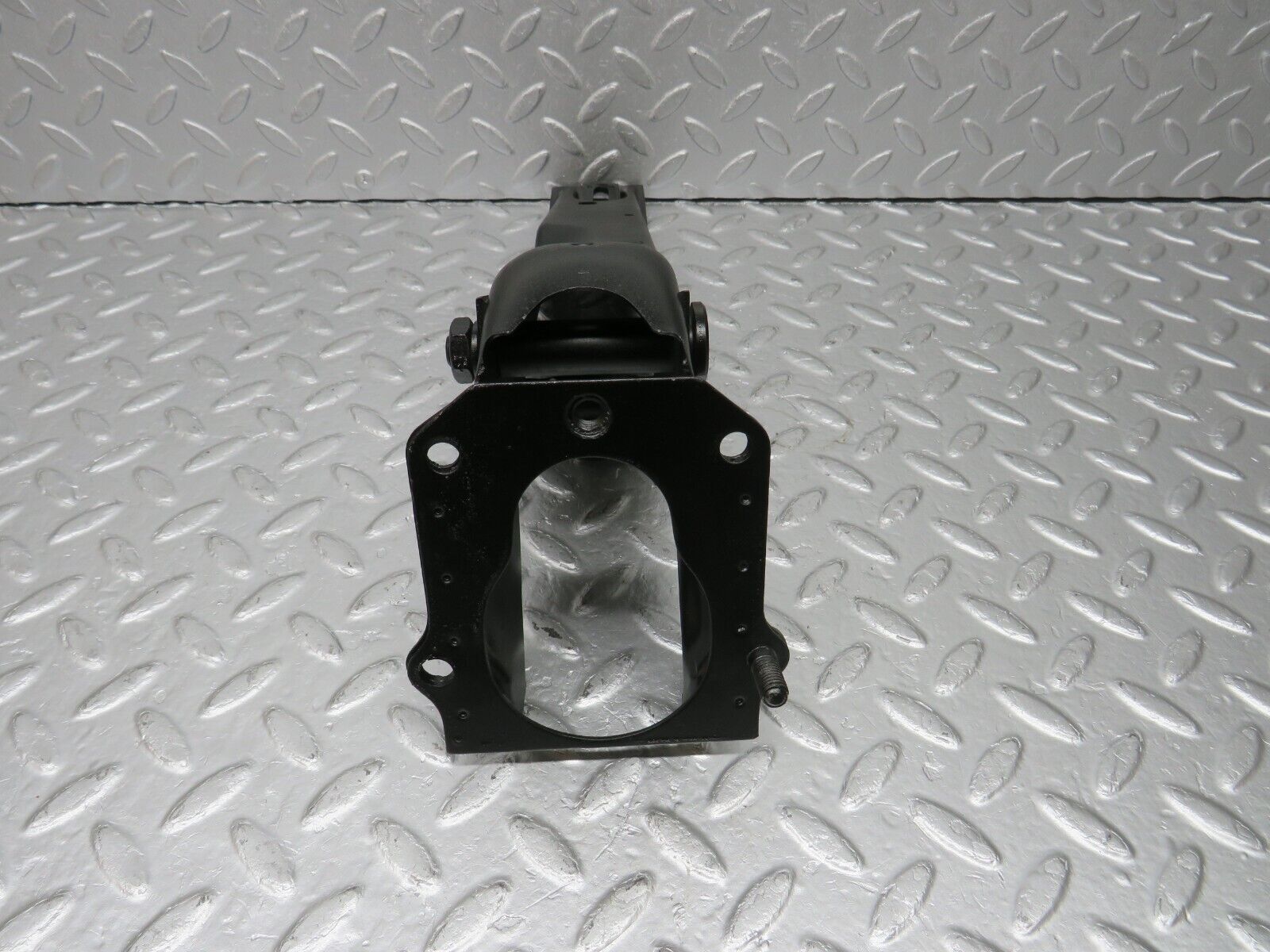 40403 Mercedes-Benz W110 230 Brake Pedal Bracket