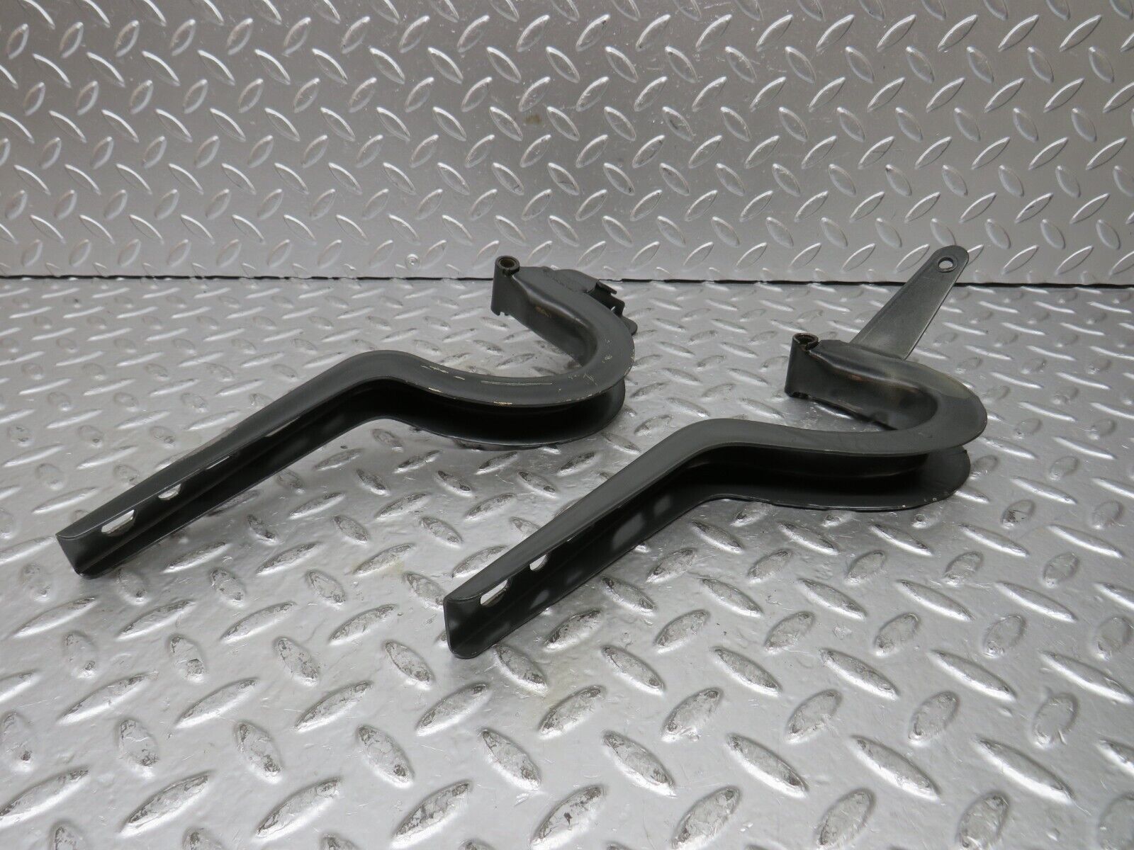 27390 Mercedes-Benz W123 280E Trunk Lid Hinge Pair 1237500187 1237500287