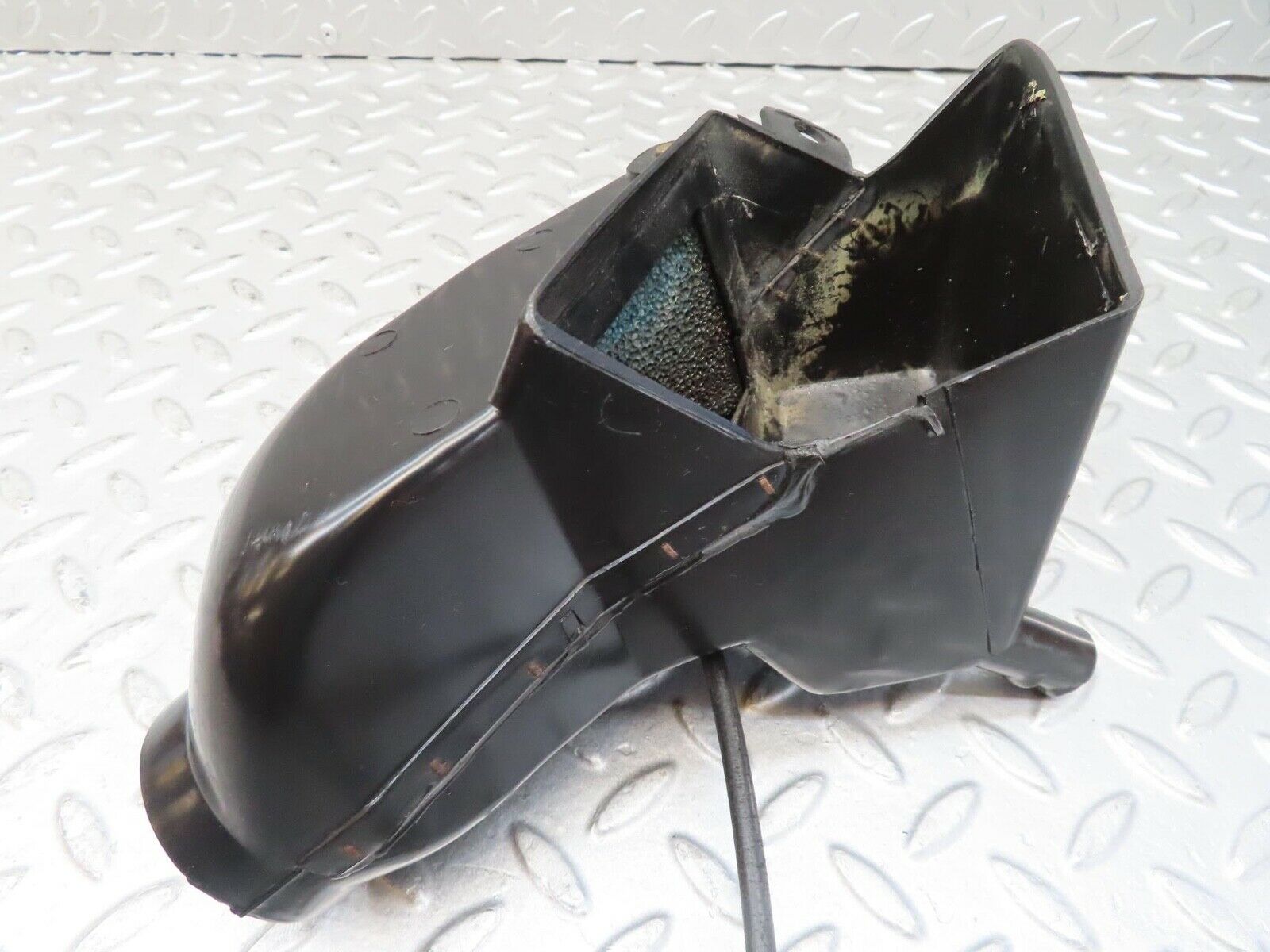 12393 Mercedes-Benz W108 280SE 3.5 Air Vent Control Right Side 1088301245