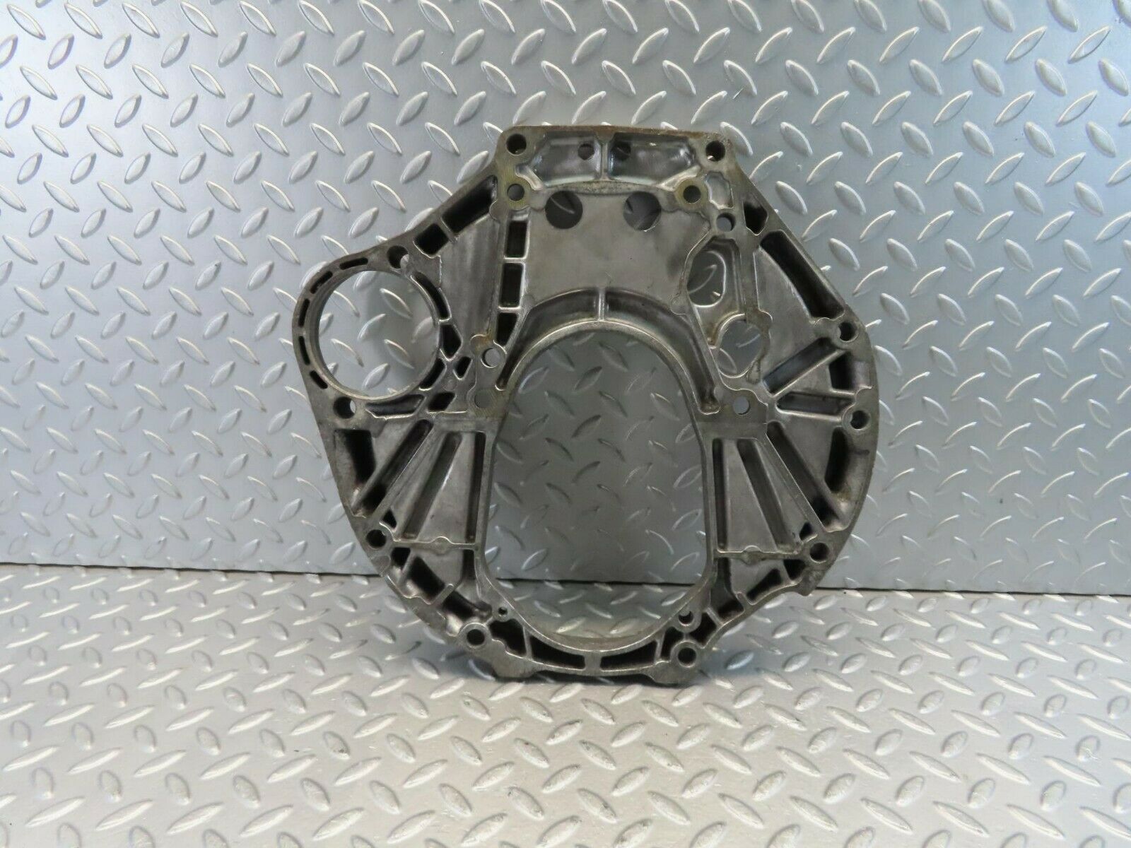 10950 Mercedes-Benz W115 220D Gearbox Flange 1150110245