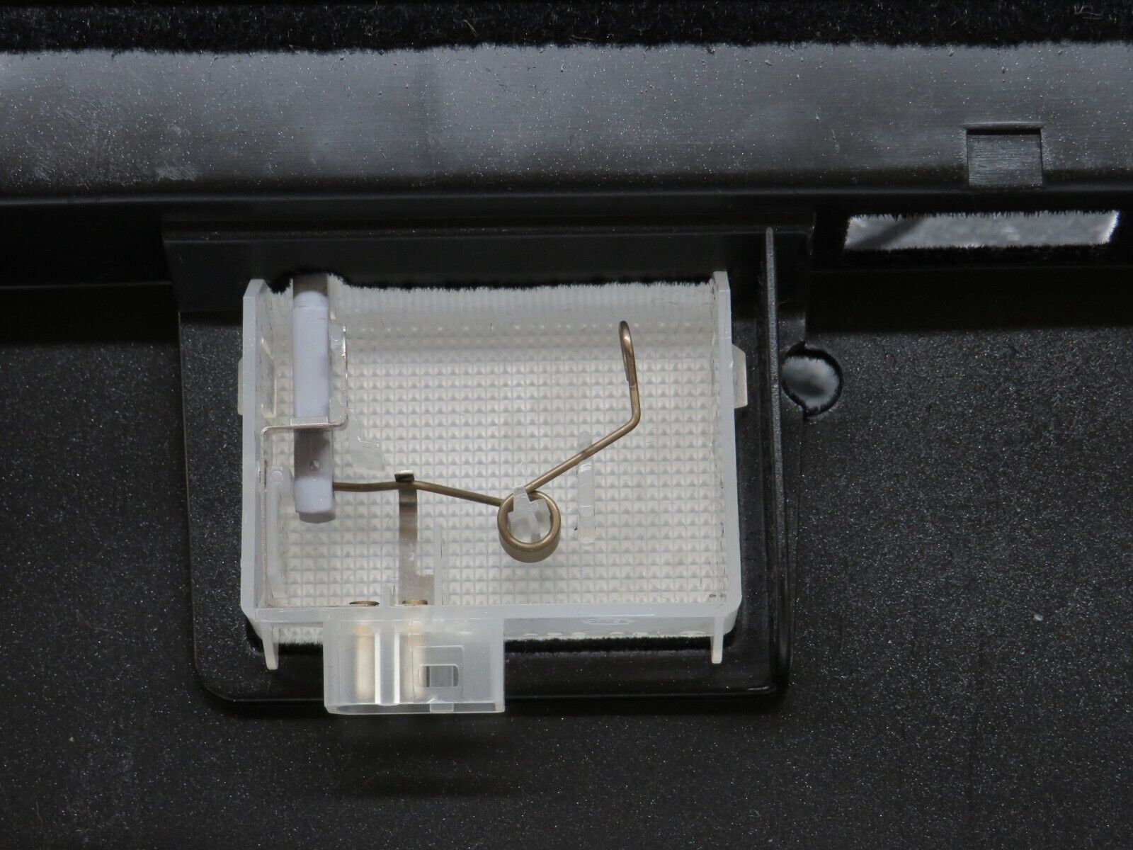 24979 Mercedes-Benz W140 S320 Glove Box 1406890391