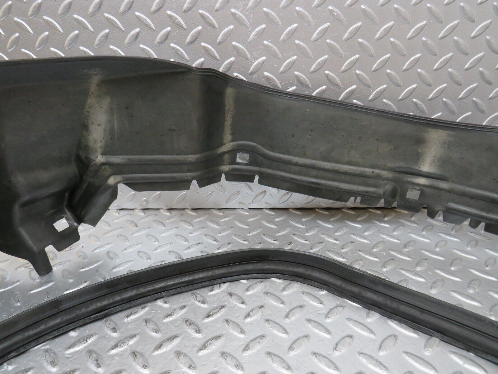 26496 Mercedes-Benz C124 220CE Front Right Inner Fender Wing Splash Guard 1248840735