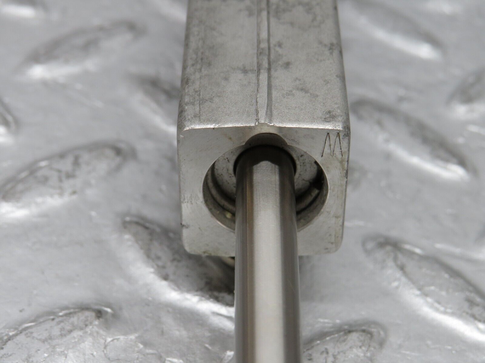 37821 Mercedes-Benz A124 320E Cabriolet Soft Top Hydraulic Actuator Left Side 1248000372