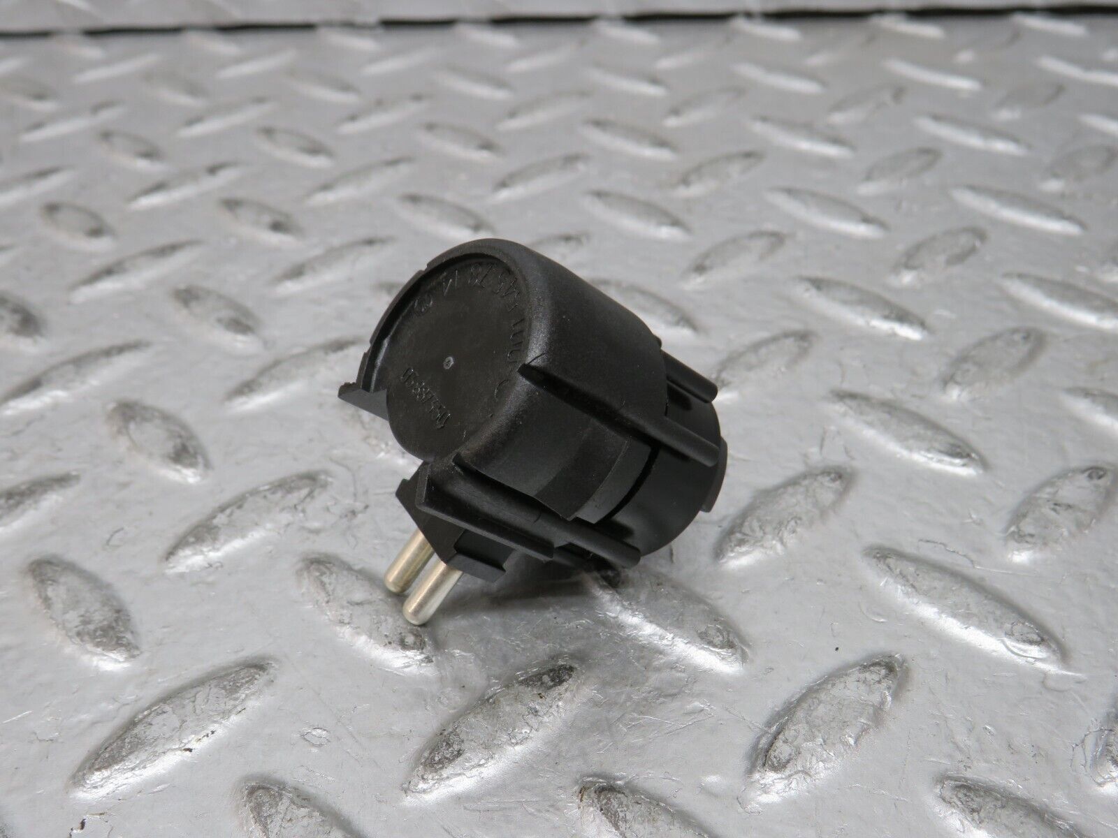 28828 Mercedes-Benz W123 230E Kick Down Switch 0015457814