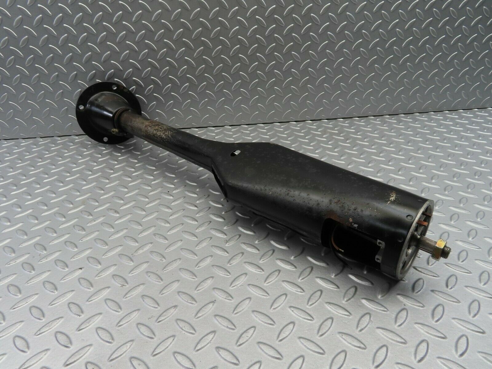 7142 Mercedes-Benz C107 350SLC Coupe Steering Column