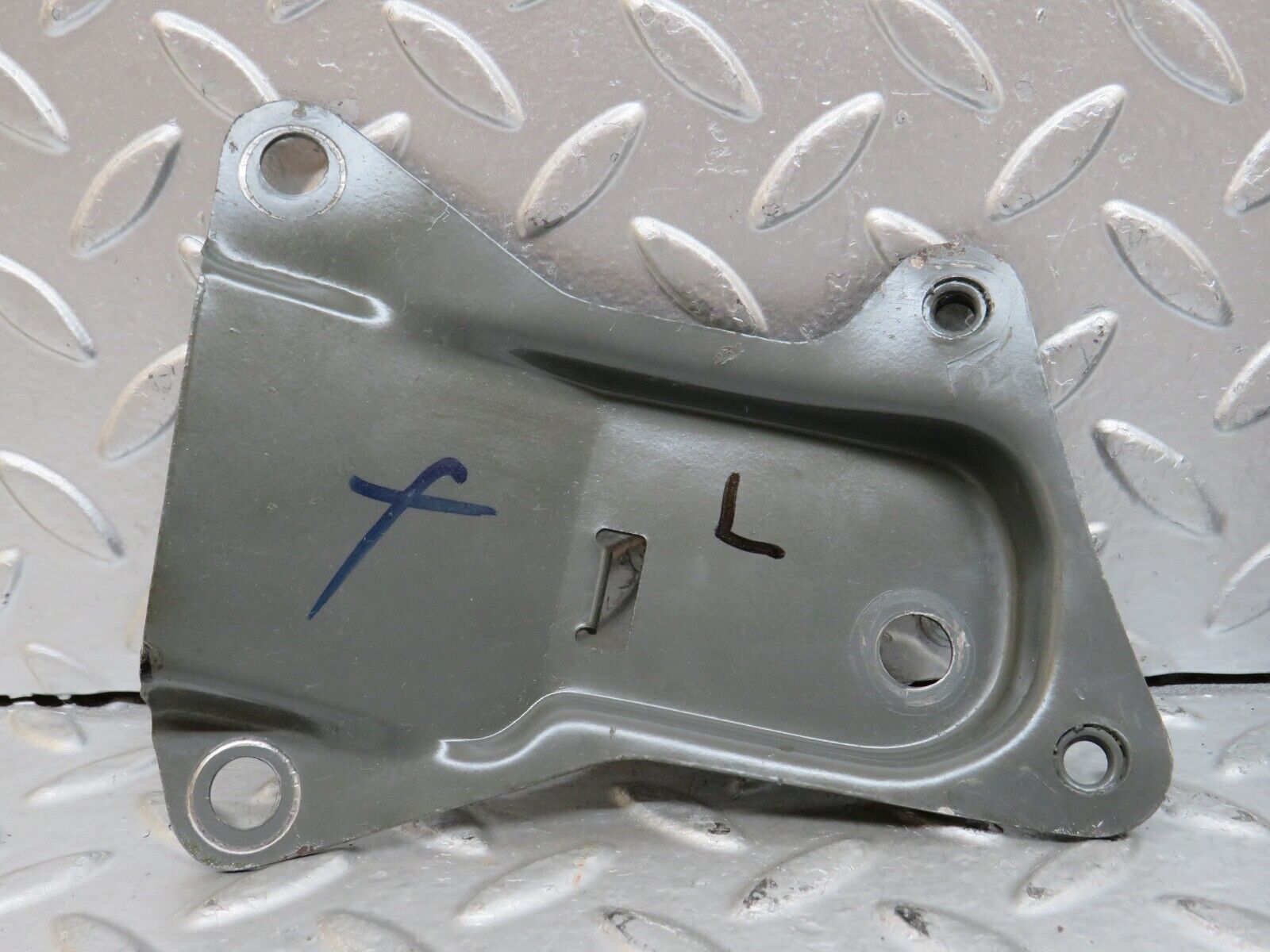 28358 Mercedes-Benz S123 240D Wagon Rear Seat Belt Bracket Pair