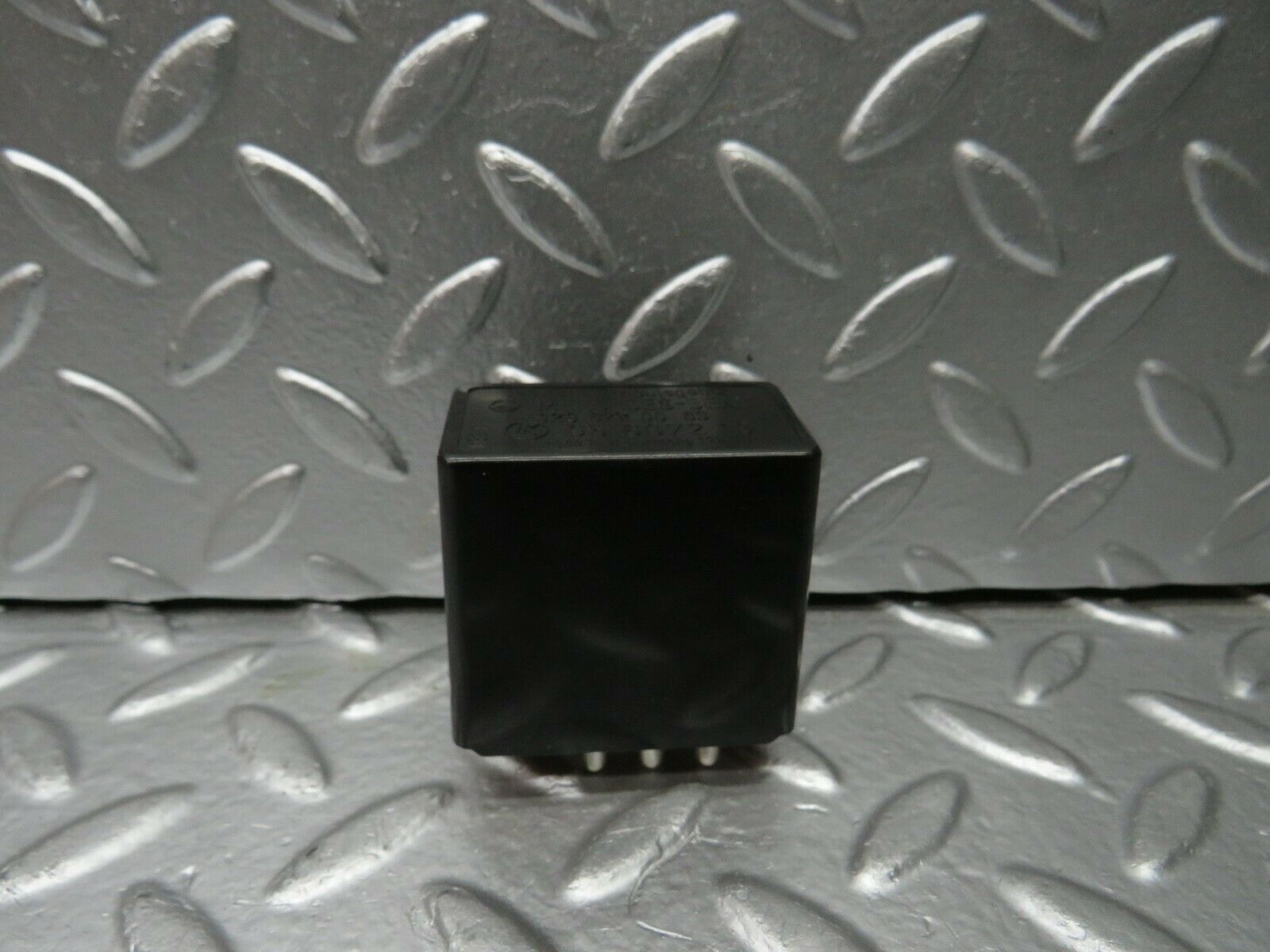 22698 Mercedes-Benz C107 450SLC Coupe Wiper Control Relay 1238210063