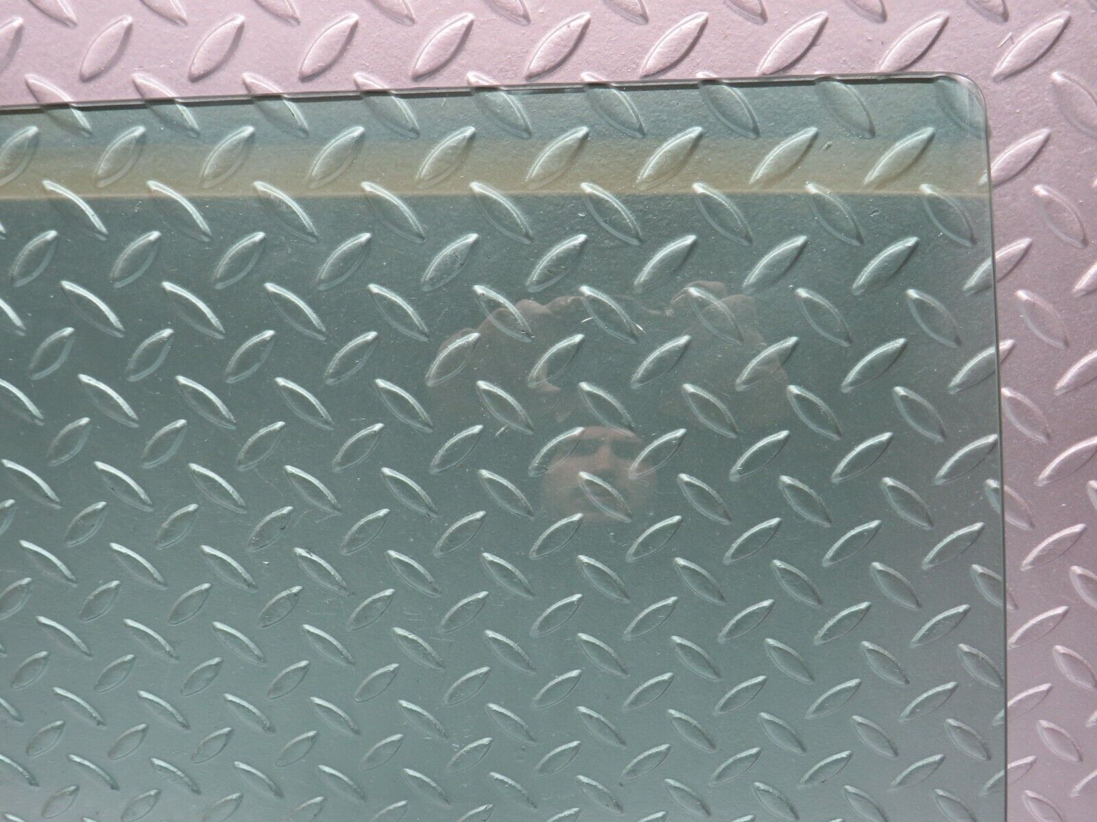 31477 Mercedes-Benz S124 220TE Wagon Rear Right Door Window Glass