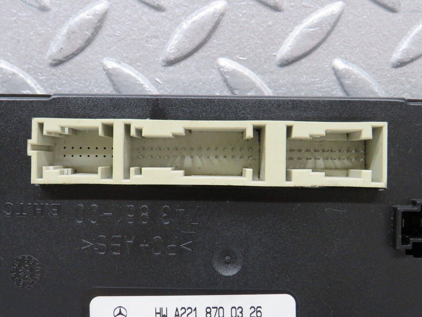 35153 Mercedes-Benz W221 Climate Control Unit 2218700326 2218700287