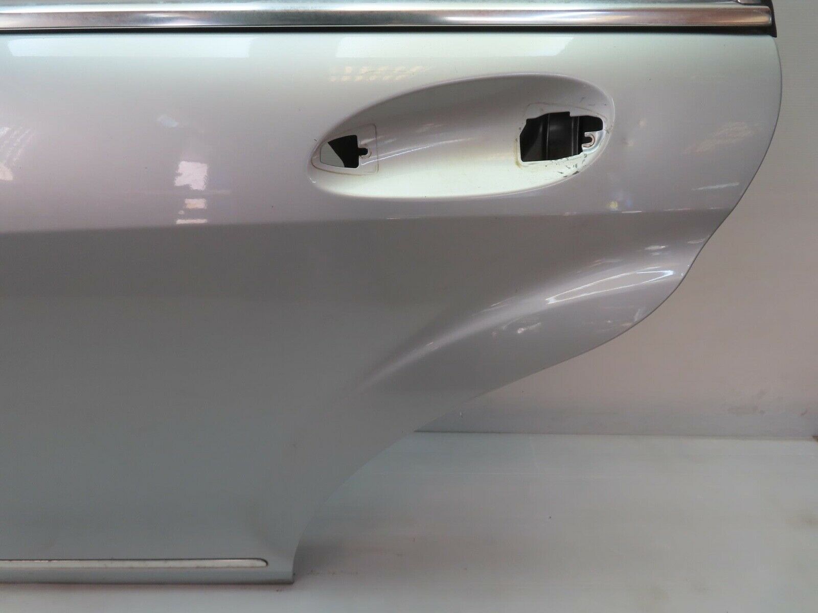 11242 Mercedes-Benz W221 S320 Rear Left Door