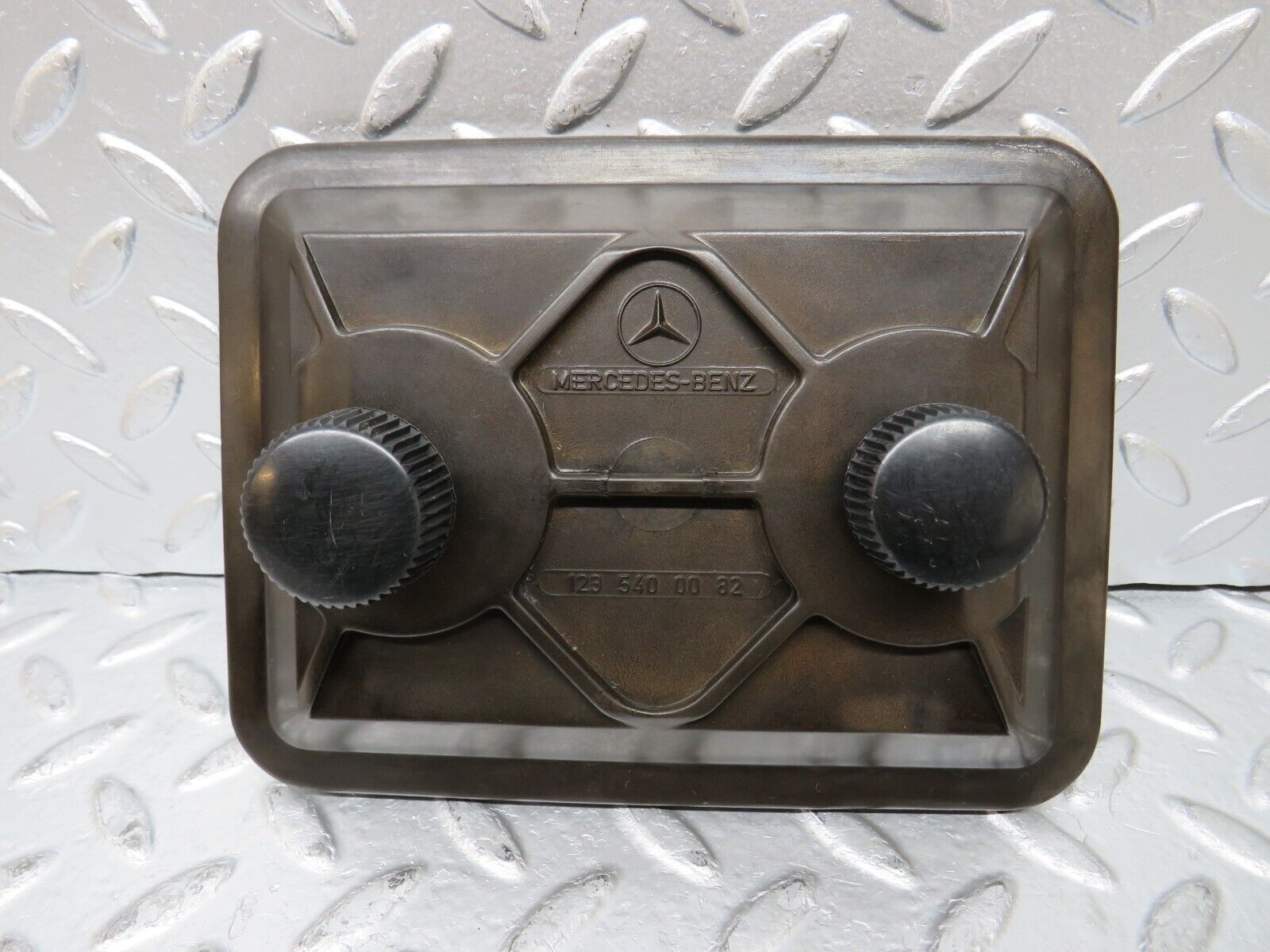 29853 Mercedes-Benz W123 230E Fuse Box Cover Lid 1235400082