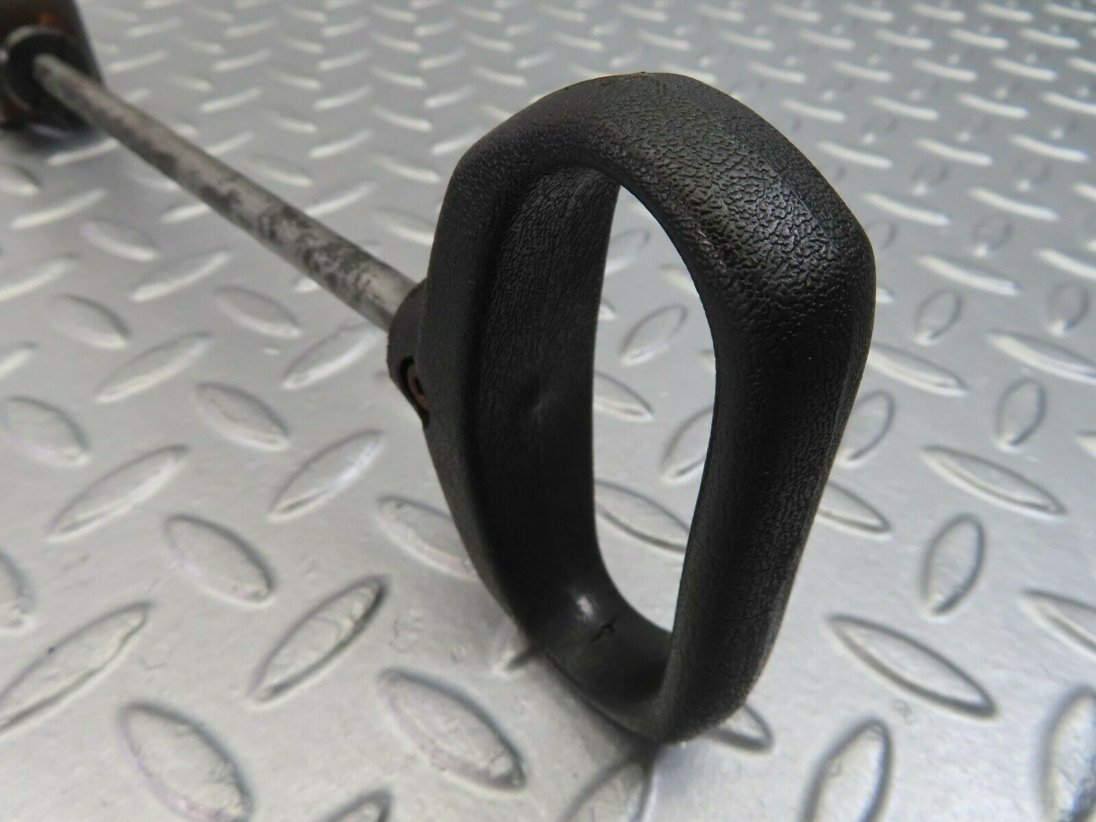 9930 Mercedes-Benz C123 230CE Coupe Handbrake Regulator