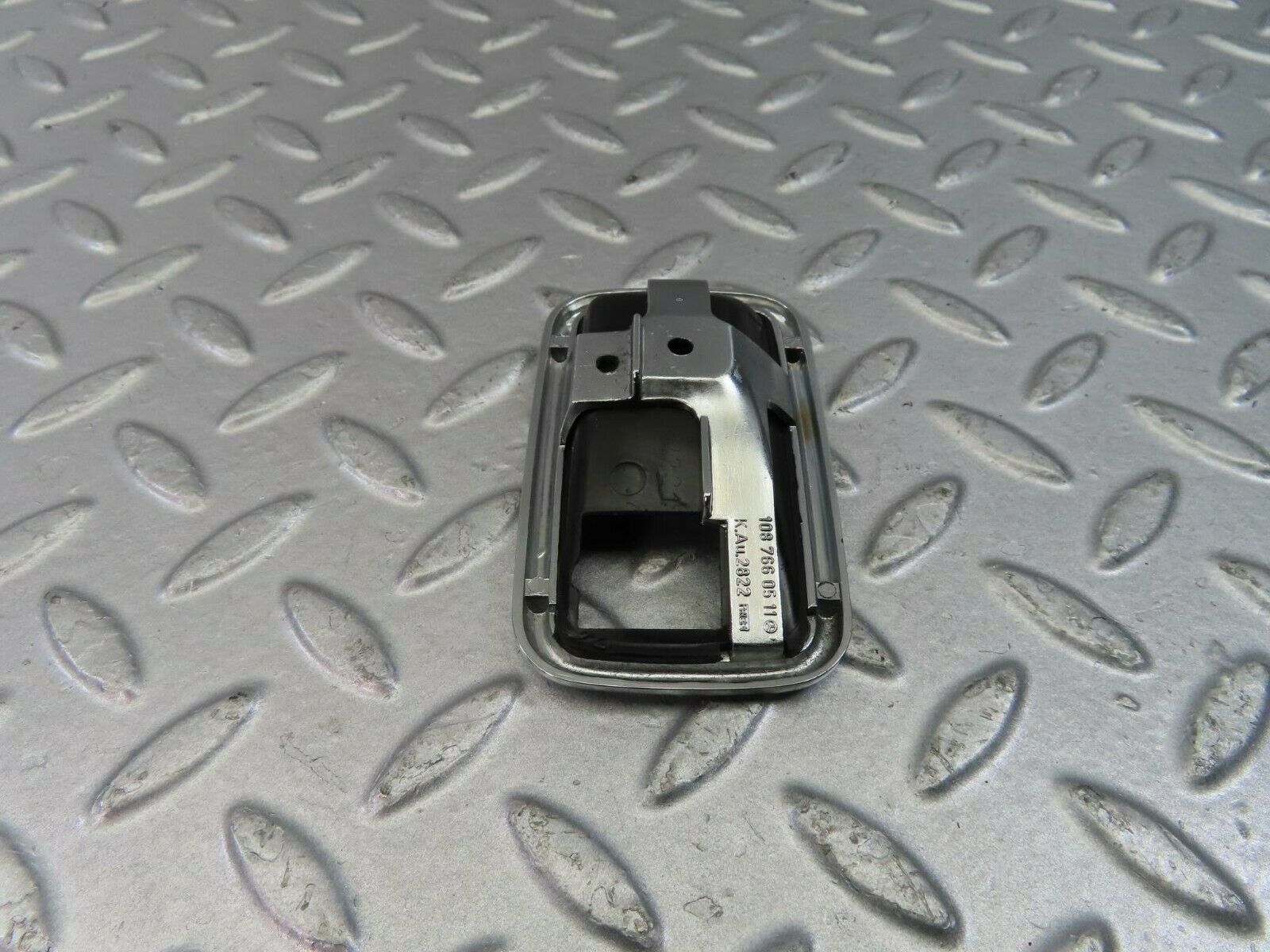 8997 Mercedes-Benz W108 Chrome Frame For Door Opener Left 1087660511