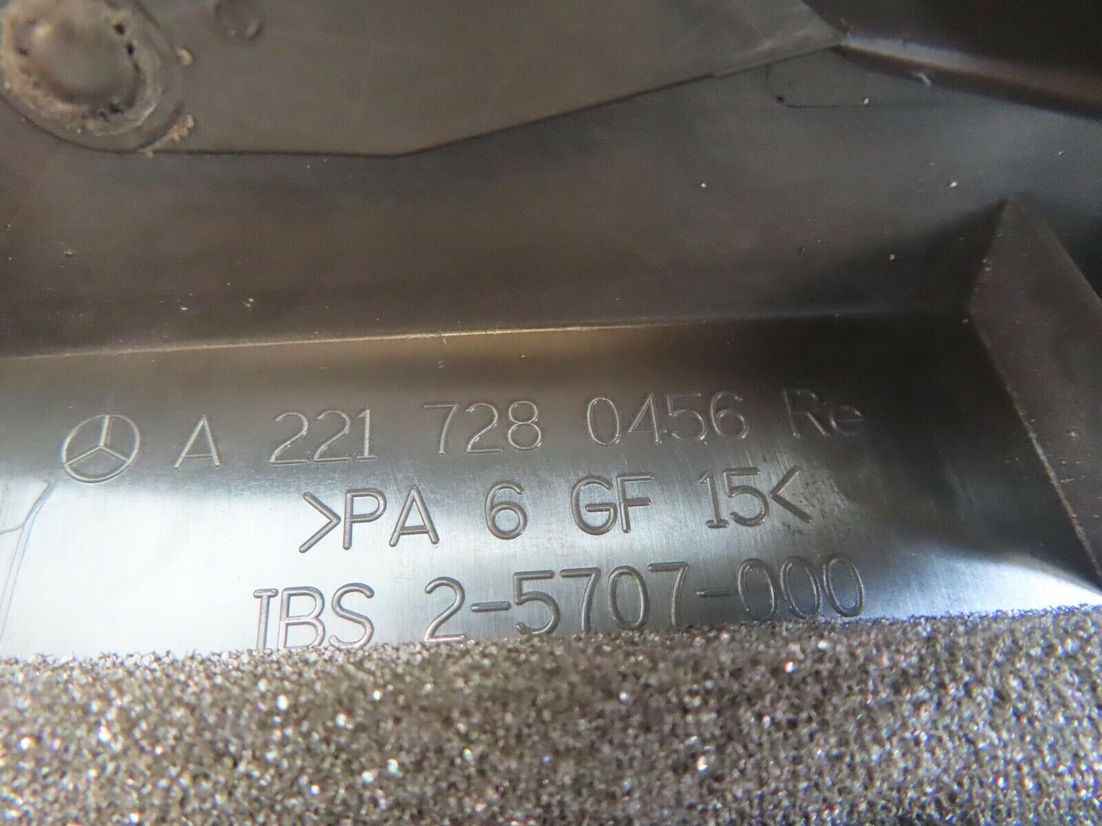 11078 Mercedes-Benz W221 S320 Front Right Door Speaker 2217280456