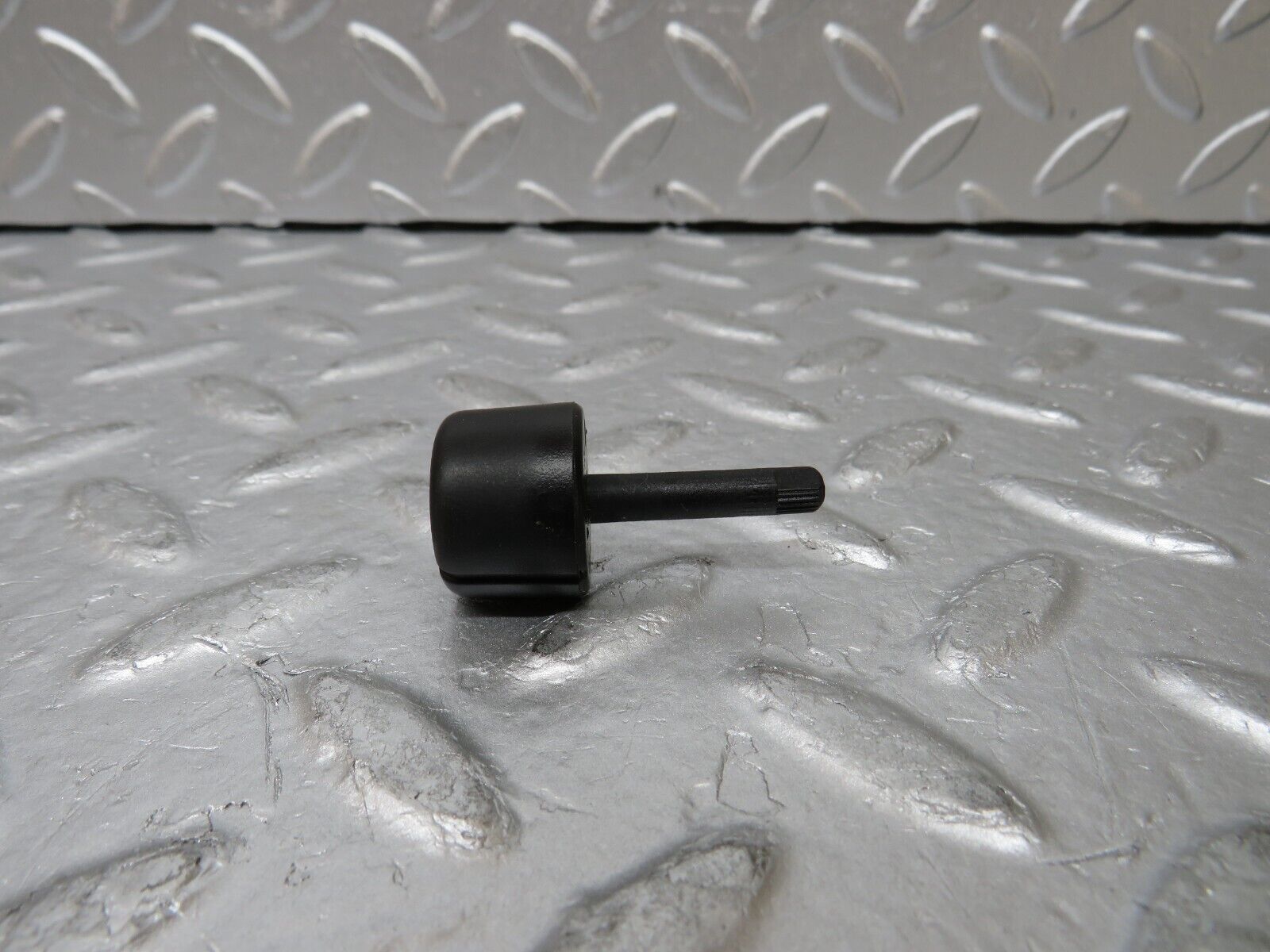 30026 Porsche 924 Heater Control Knob 94457234900