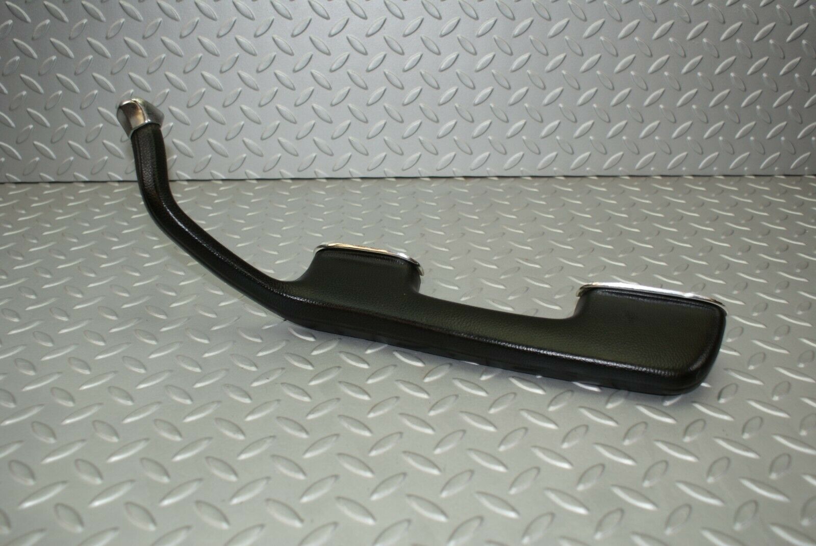 3108 Mercedes-Benz W115 220D Interior Door Handle Right Black