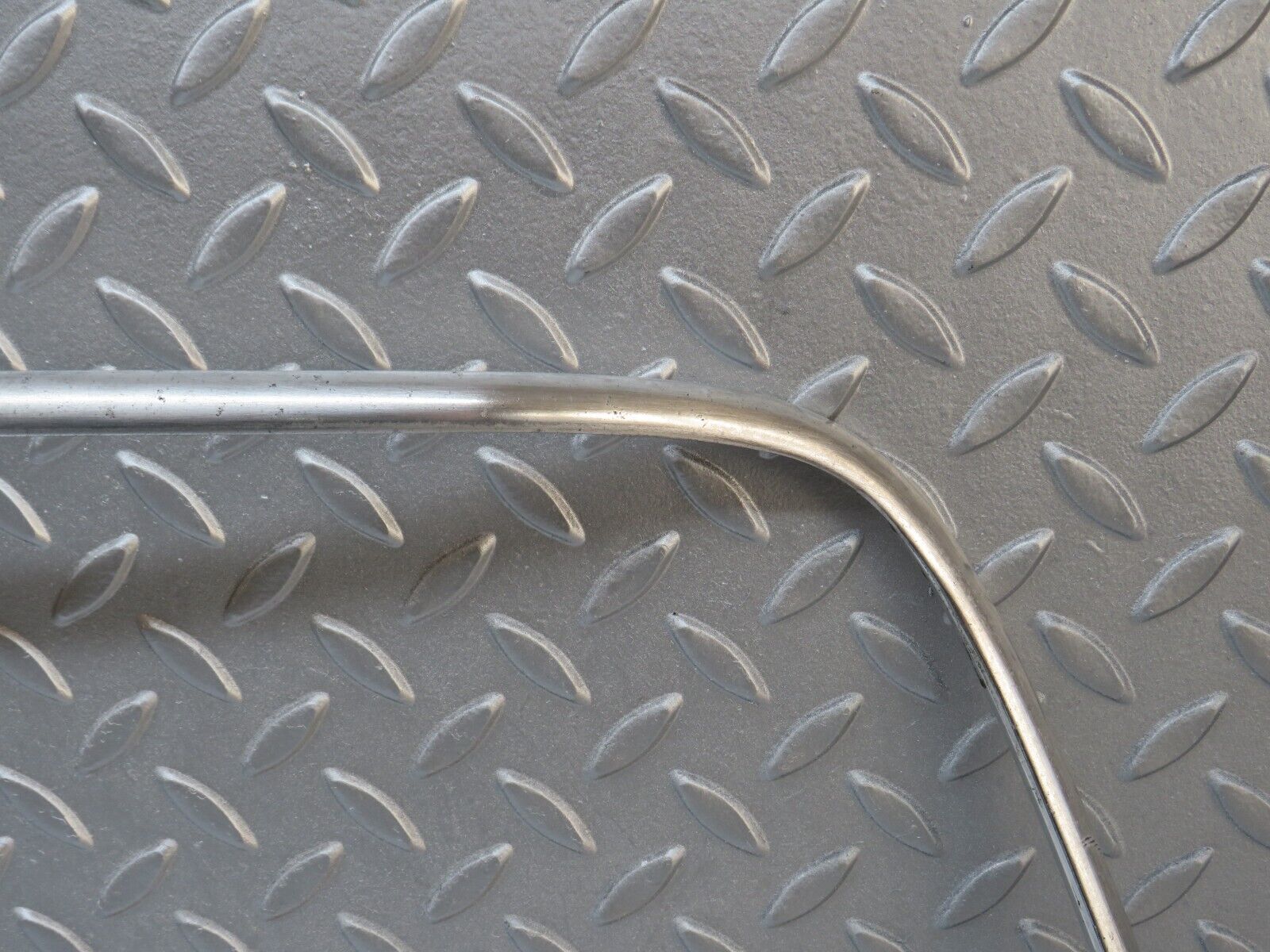 40491 Mercedes-Benz W110 230 Front Windscreen Chrome Frame