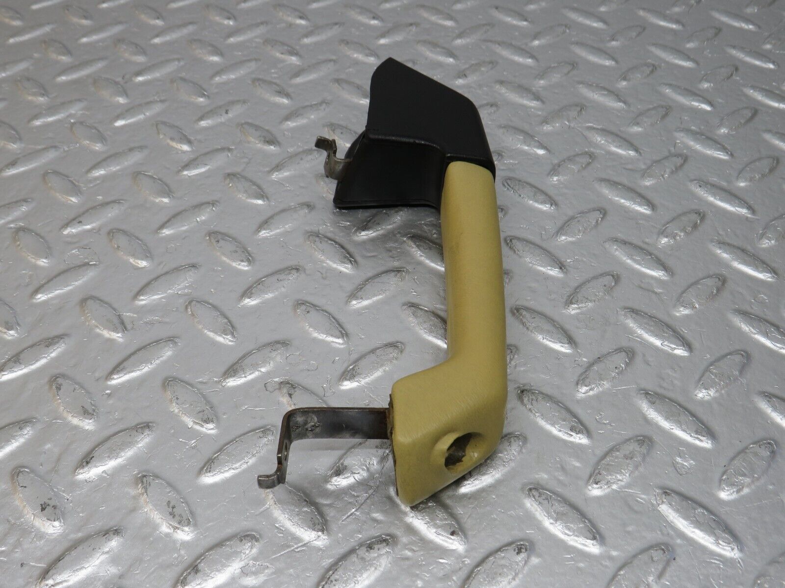 34342 Mercedes-Benz C126 380SEC Coupe Rear Right Interior Handle