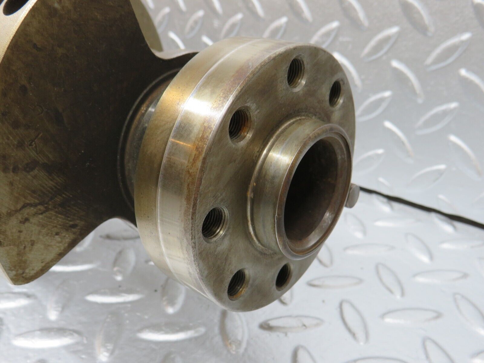 32691 Mercedes-Benz S124 300TE Wagon Crankshaft 103031058