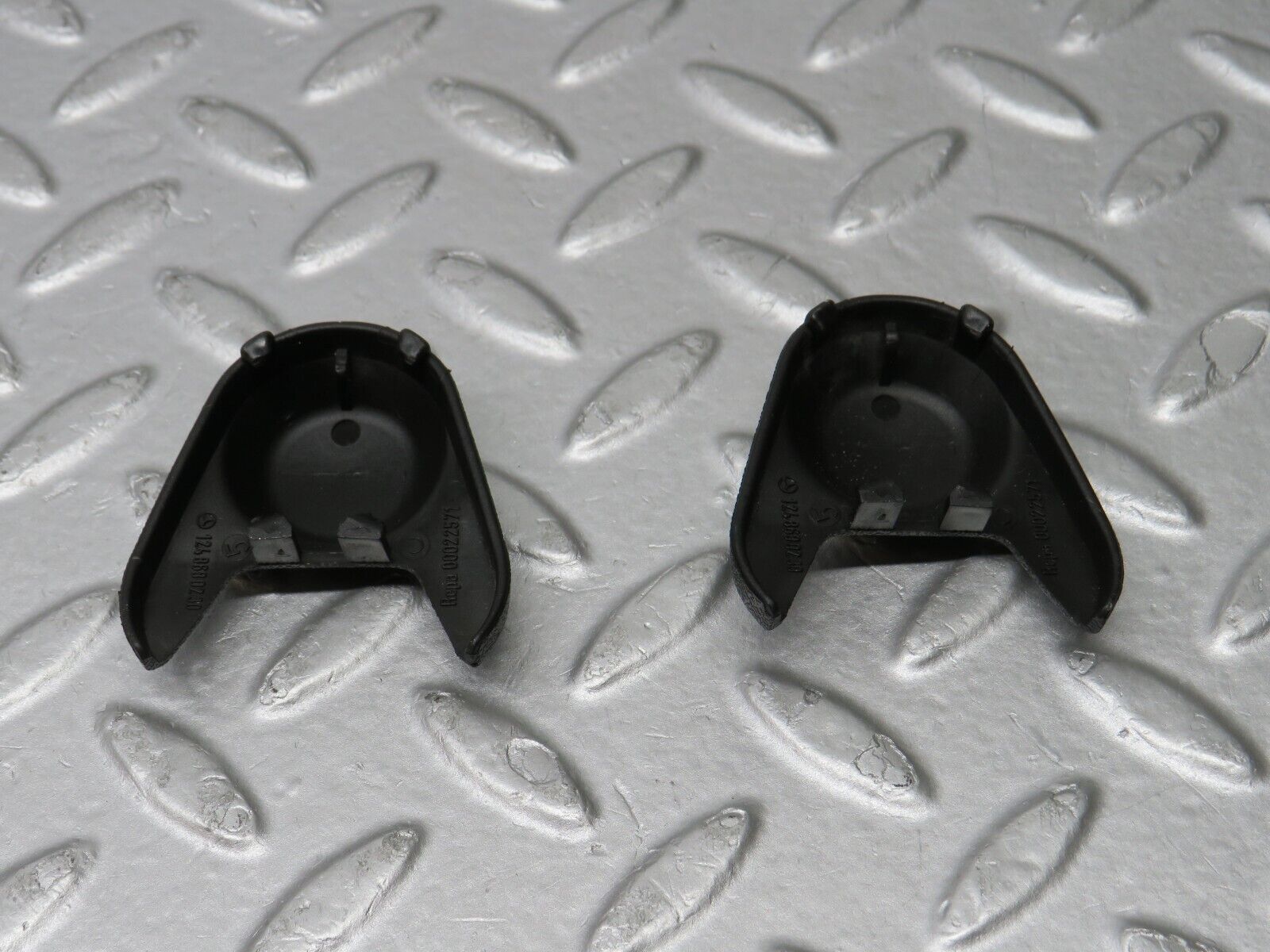 39004 Mercedes-Benz W201 190E 2.6L Seat Belt Cover Pair 1248680230