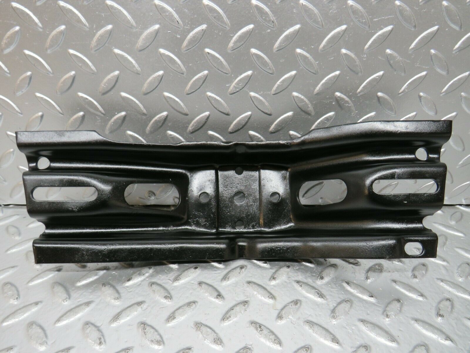 23511 Mercedes-Benz W114 280E Gearbox Mount Bracket