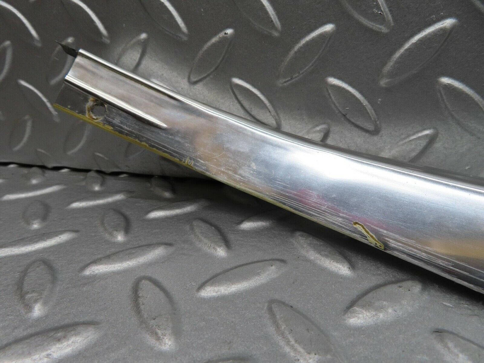 14317 Mercedes-Benz W116 350SE C Pillar Chrome Moulding Trim Left Side