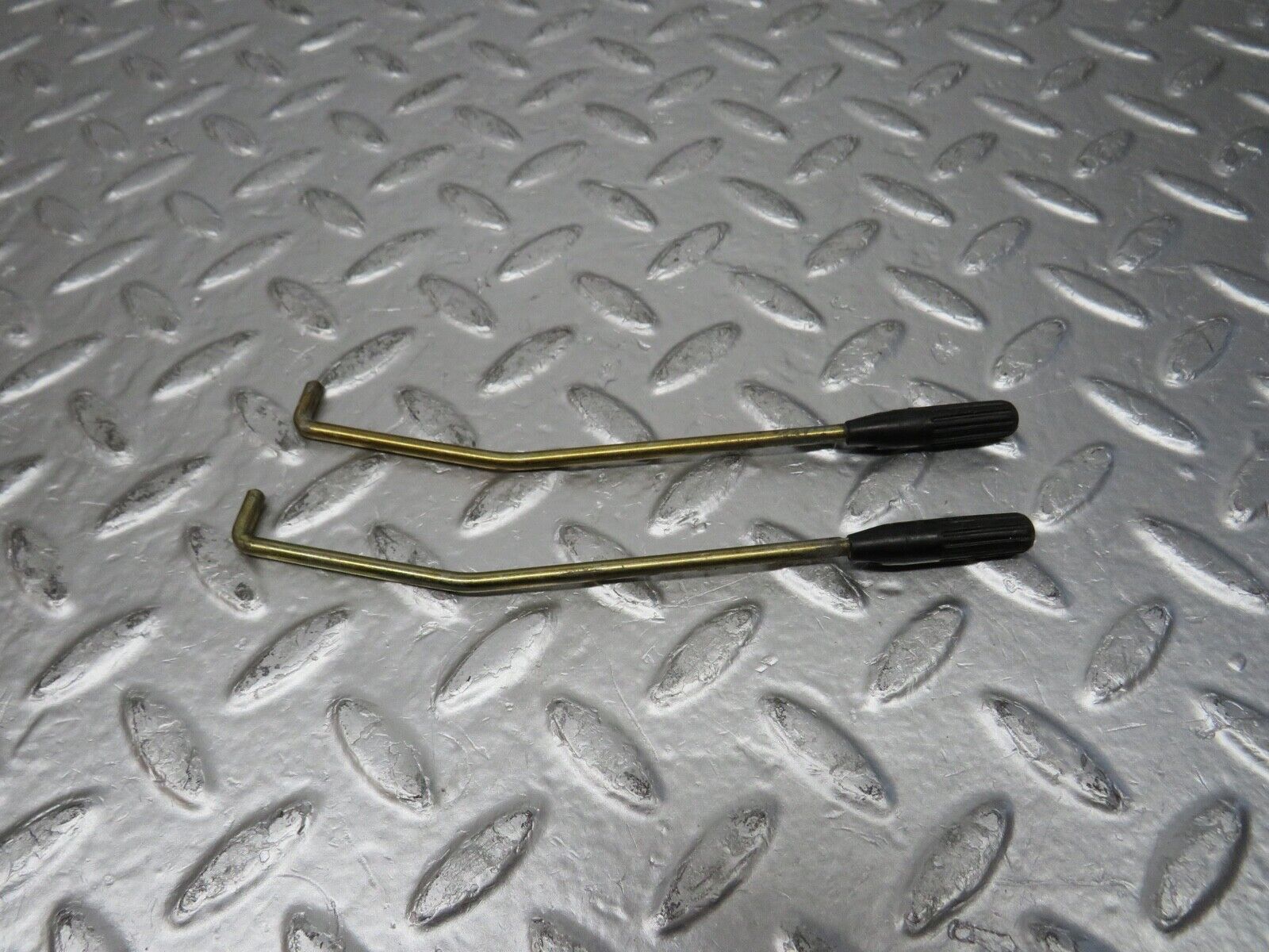 30500 Mercedes-Benz W124 230E Front Door Lock Knob Pair