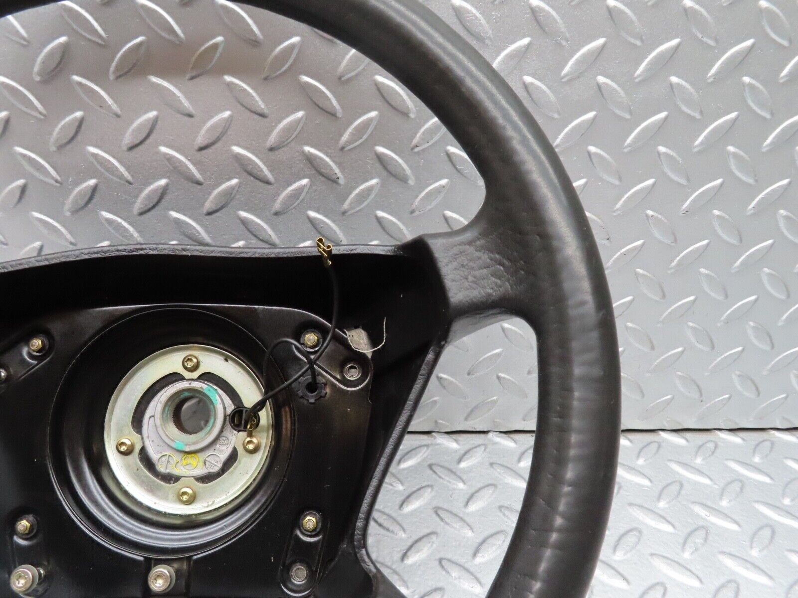 18159 Mercedes-Benz W124 Steering Wheel