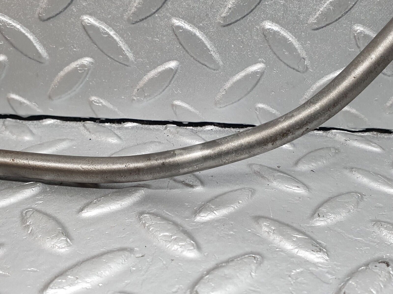 41197 Mercedes-Benz W126 300SE Gearbox Oil Pipe Line