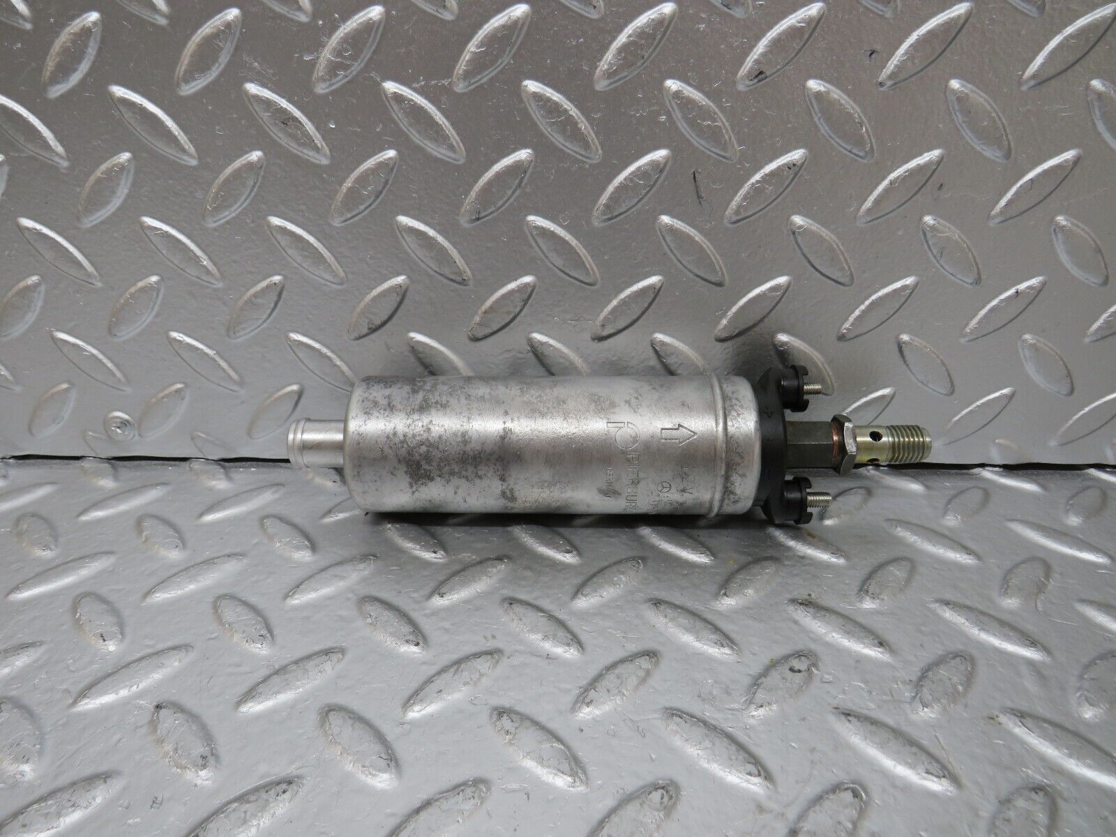 25669 Mercedes-Benz W124 280E Fuel Pump Pierburg 0004704294