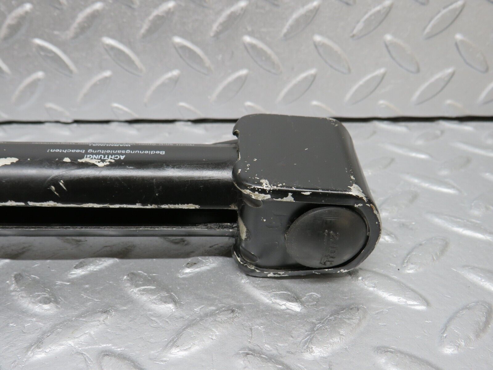 38506 Mercedes-Benz R129 280SL Coupe Car Jack 1295830015