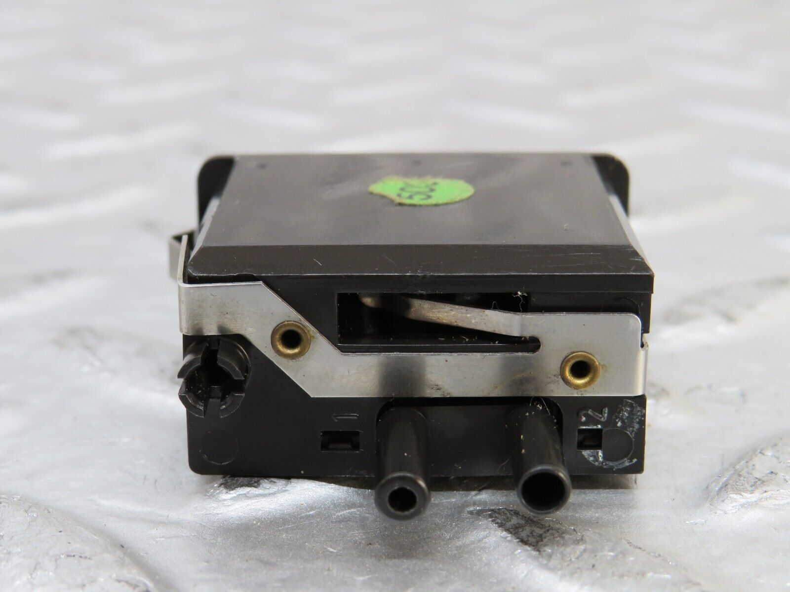 26916 Mercedes-Benz W123 240D Headlight Level Switch 0008000773